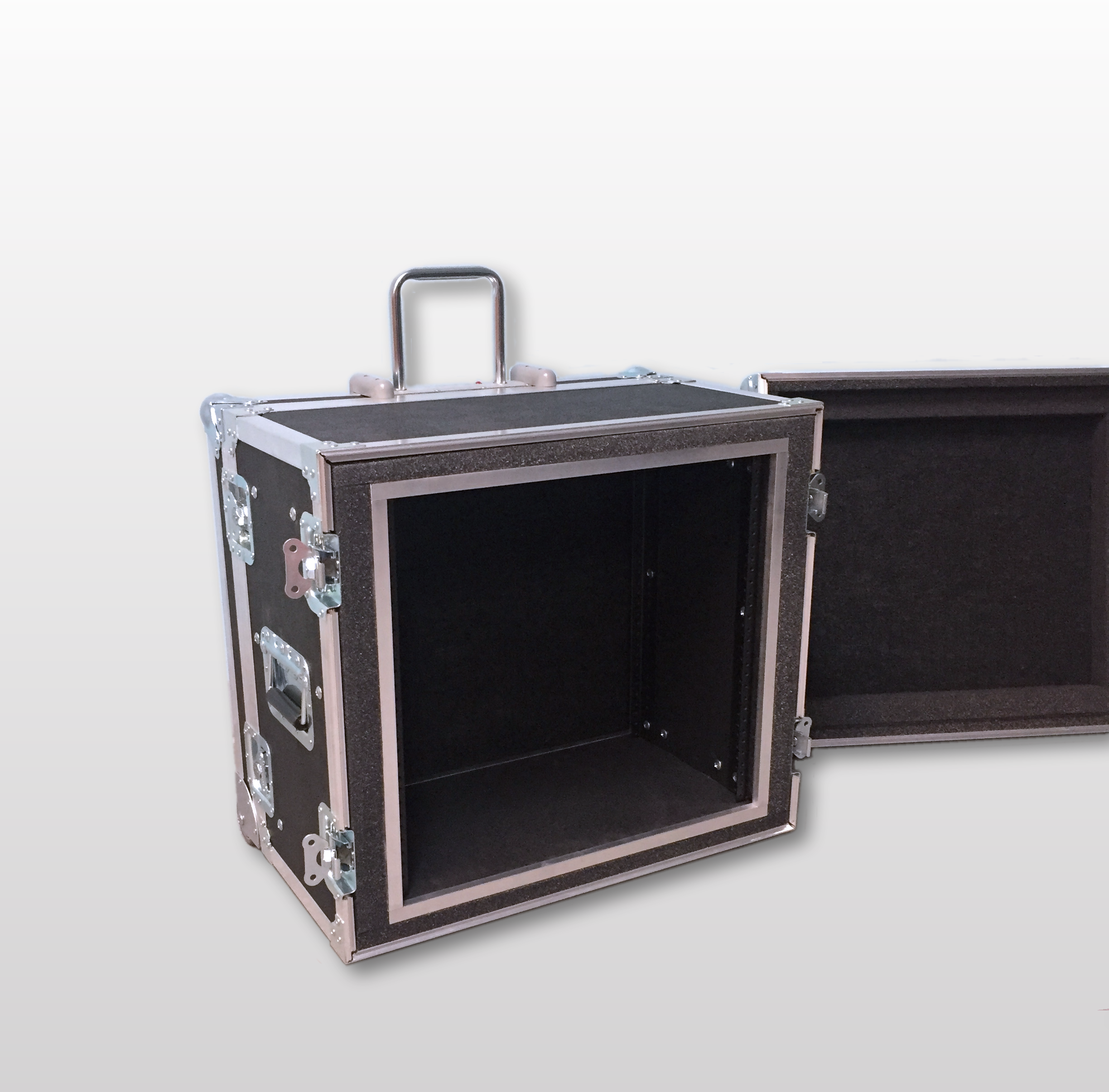 Shockmount Rack Cases with Tilt Wheels and handle – Example B Shockmount Rack Cases with Tilt Wheels and handle - Example B - Image 2