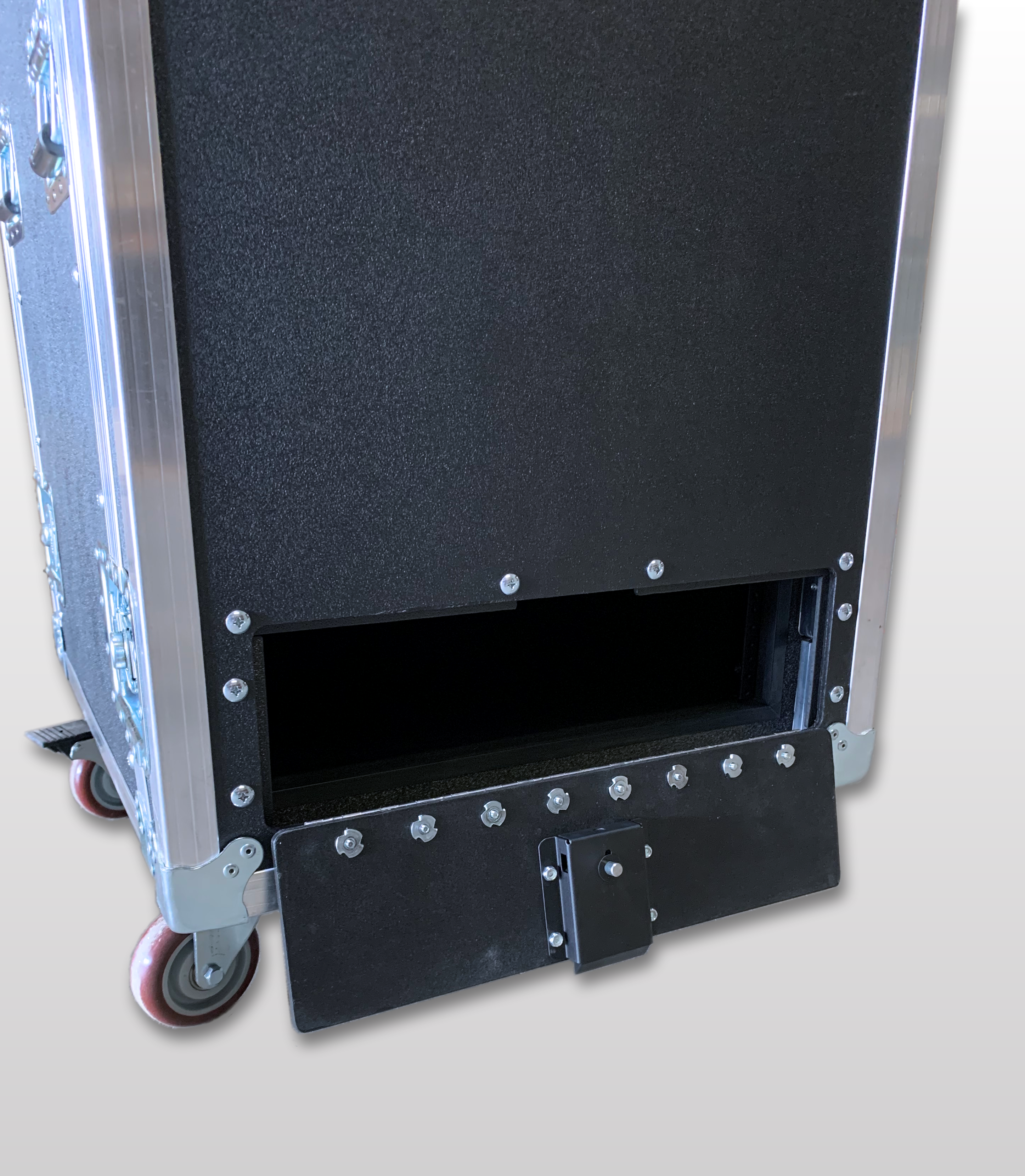 Rack with Console Example A Rack with Console Example A - Image 5